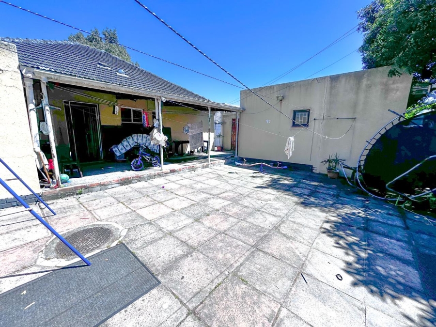 3 Bedroom Property for Sale in Thornton Western Cape